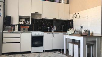 Кухонный гарнитур в отличном состоянии