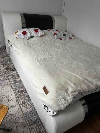 Спальный гарнитур комплект