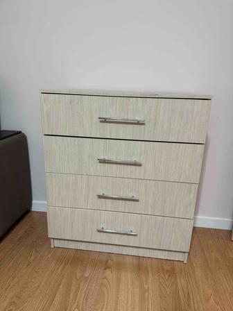 Продам комод з
