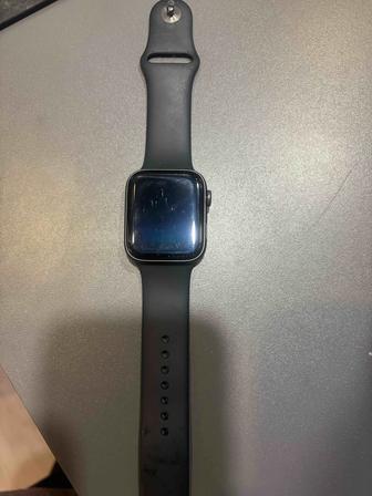 Продам Apple Watch SE 44 мм