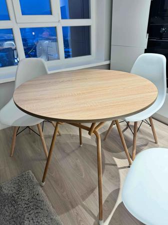 Стол кухонный деревянный 80 см