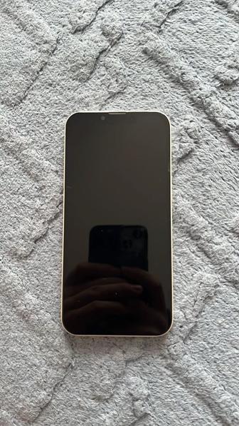 Продам айфон 13