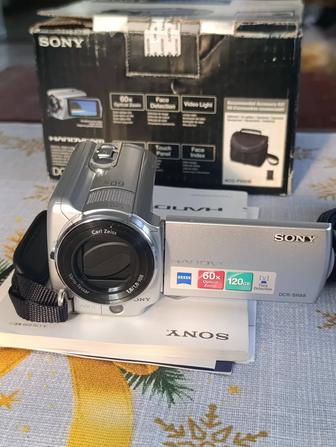 Видеокамера Sony