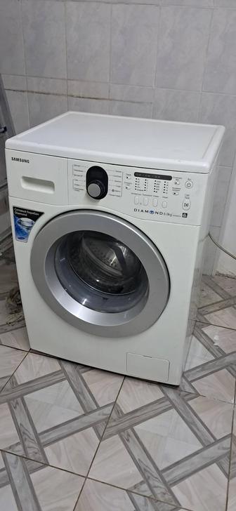 Продам стиральную машинку