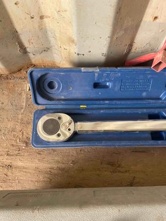 Продам динамометрический ключ