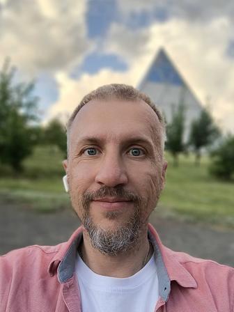 Преподаватель английского языка