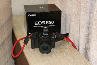 Беззеркальный фотоаппарат Canon R50 15-45mm STM. В идеале