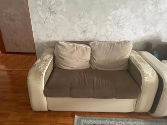 Продам маленький диван