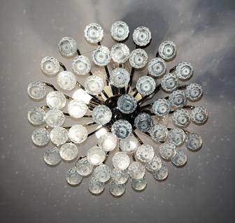 Срочно продается Люстра!