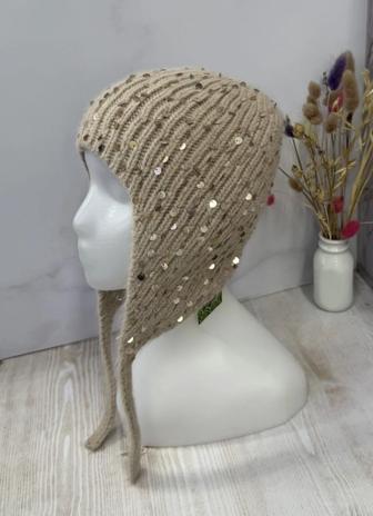 Продам шапку чепчик