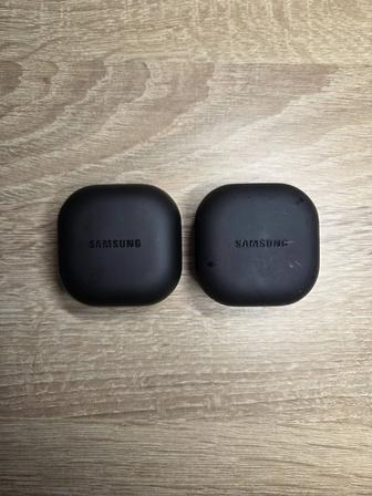 Зарядные кейсы для Samsung Galaxy Buds 2 Pro