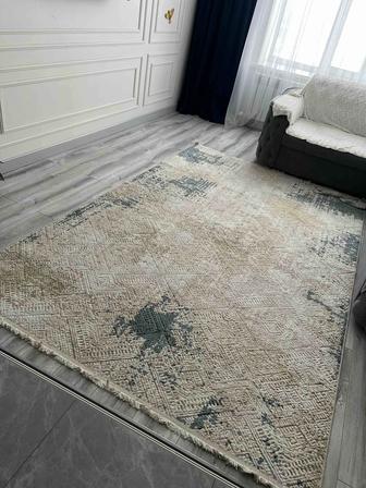 Ковер б/у в отличном состоянии