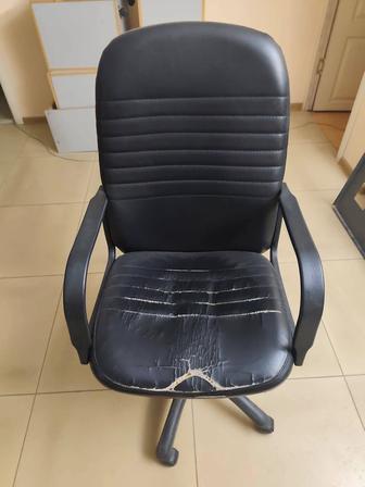 Кресло офисное