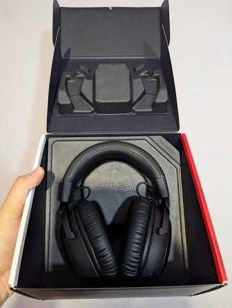 Продам наушники HyperX Cloud 3 черные