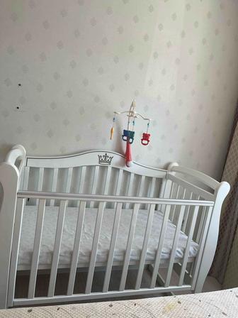Продам детскую кровать от 0 до 3 года можно пользоваться