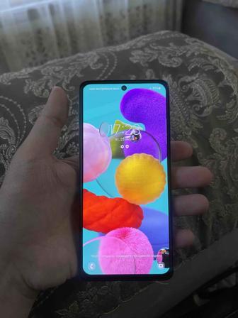 Samsung Galaxy A51 6/128gb В хорошем состоянии