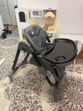 Детский стул для кормления