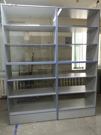 Продам витрины со стеклом