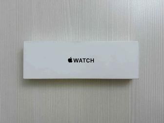 Apple Watch SE 40 mm (2-го поколения) Starlight