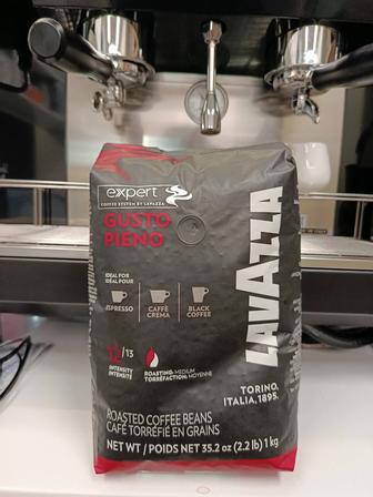 Кофе в зернах Lavazza Gusto Pieno, арабика, робуста, 1 кг