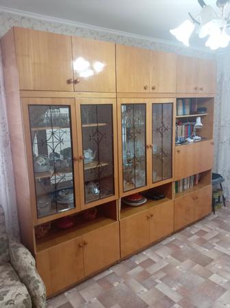 Продам мебельную стенку