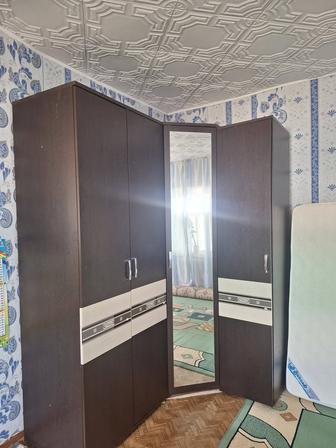 Продам спальный гарнитур