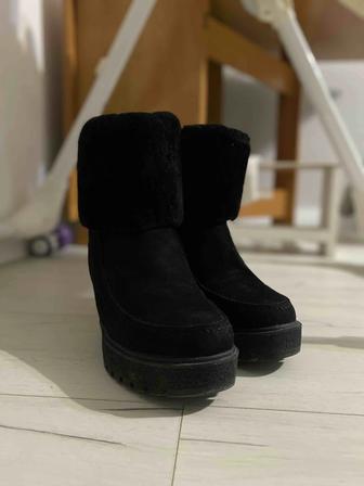 Продам зимние сапоги