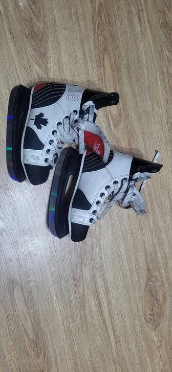 Коньки на мальчика 33 размер