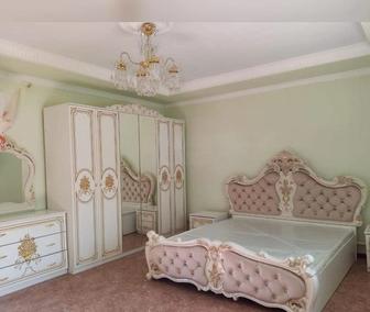 Продам спальный гарнитур