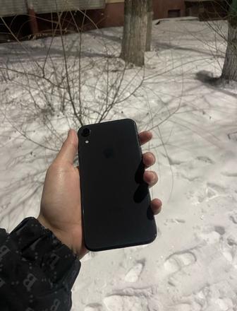 iPhone XR 128gb в идеальном состоянии