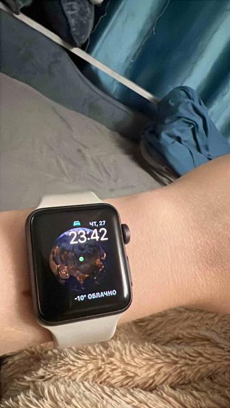 Продам Apple Watch 3 series