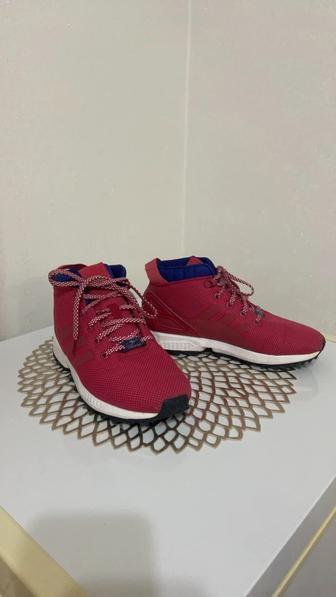 Продам женские зимние ботинки