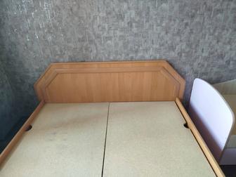 Продам 2х спальную кровать