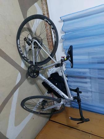 Шоссейный велосипед