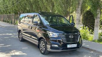 Заказ микроавтобуса аренда минивэна прокат минивэна джипа трансфер Алматы