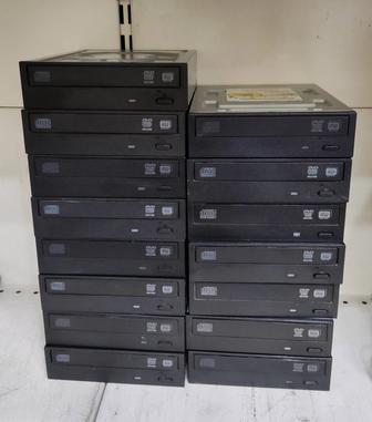 Оптический привод DVD R/RW SW820