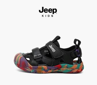 Продам сандалии детские