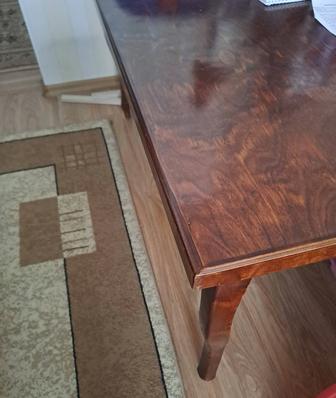 Продам стол