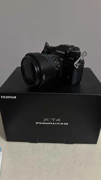 Продаю фотоаппарат Fujifilm XT4 с объективом 16-80mm