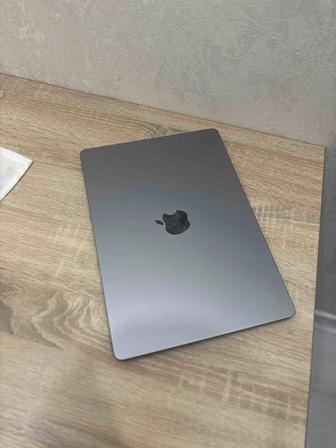 MacBook