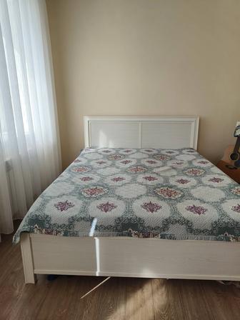 Кровать двуспальная