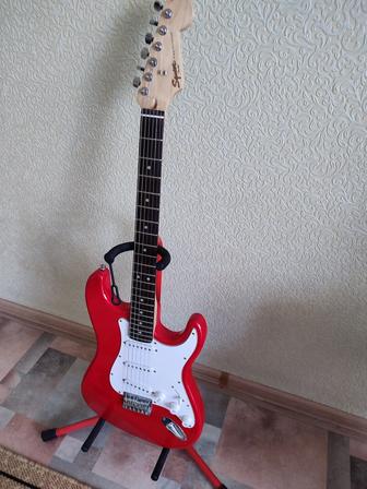 Электрогитара Fender Squier MM Stratocaster HT Red