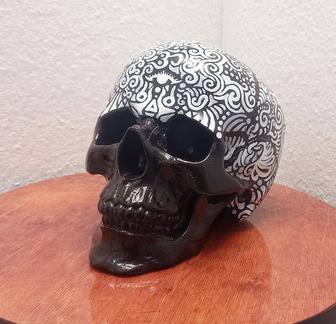 Декоративный череп