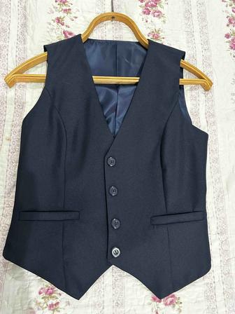 Кофты , жилетка