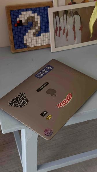 Продаётся MacBook Air 13,3 M1 (2020)