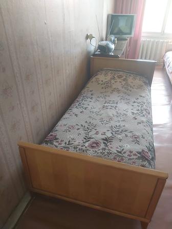 Продам кровать