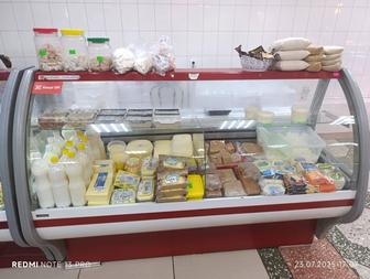 Срочно продам витриный холодильник