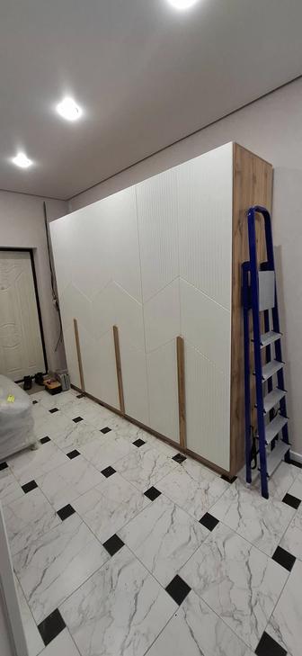 Сборщик мебели