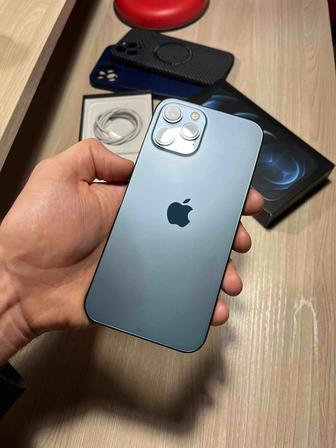 Iphone 12 емкость90%