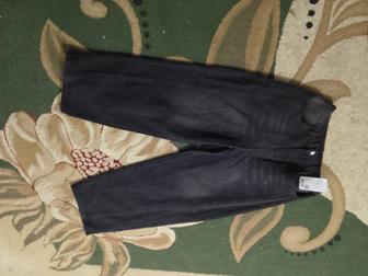 Продаю джинсы, не ношенные, размером ошиблась, поэтому продаю